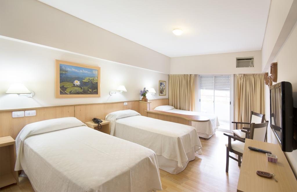 Los Tilos Hotel Y Spa By Cph Villa Carlos Paz Bagian luar foto
