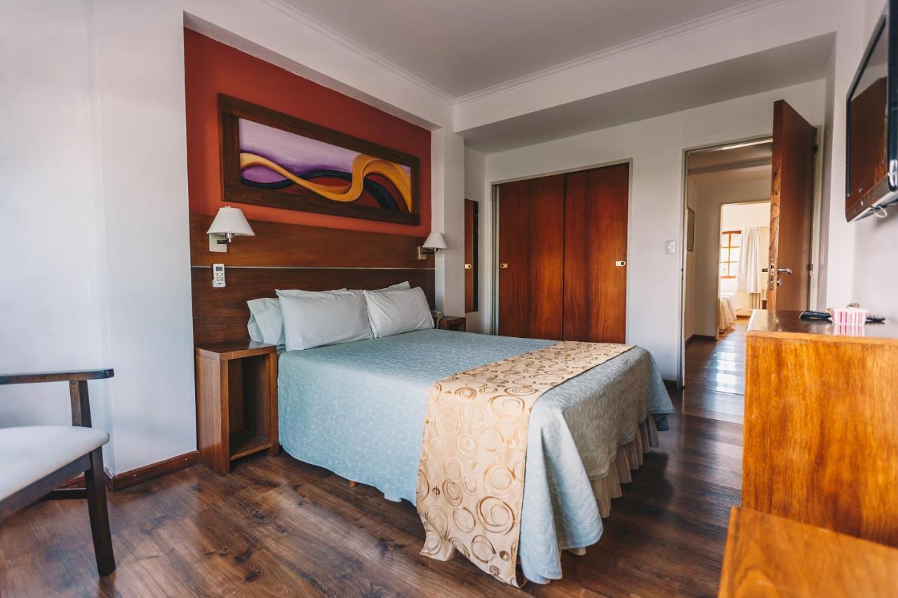 Los Tilos Hotel Y Spa By Cph Villa Carlos Paz Bagian luar foto